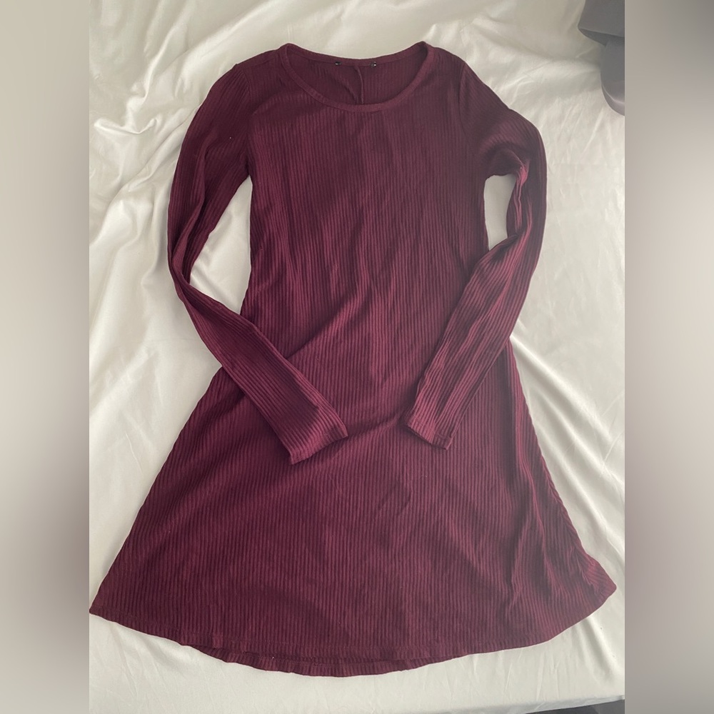 💖 4 for $25 sale 🎉 
Forever 21 fit and flare long sleeve dress